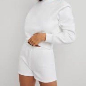 Cozy Fleece Perfect Hi-Rise 3" Sweatshort White